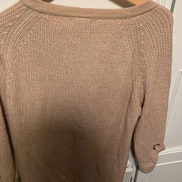 Sweater - Picture 4 of 4